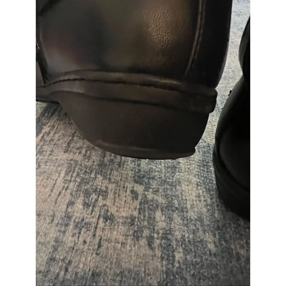 Comfortview Black Faux Leather Bronte Side Zip Ankle Booties Size 7 Wide